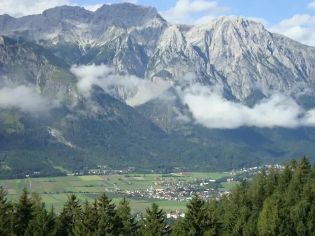 Apartment Am Inn Innsbruck Austria